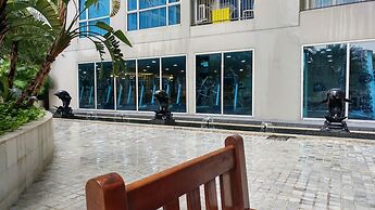 Comfort And Spacious 3Br Apartment At Casa Grande Residence