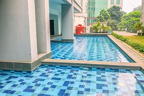 Comfortable And Homey 2Br Apartment At Royal Olive Residence