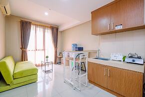 Comfortable And Homey 2Br Apartment At Royal Olive Residence