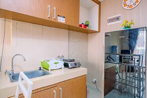 Comfortable And Homey 2Br Apartment At Royal Olive Residence