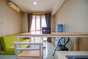 Comfortable And Homey 2Br Apartment At Royal Olive Residence