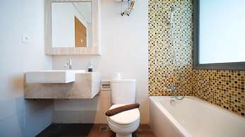 Exclusive 2Br Connected To Mall Apartment At Aryaduta Residence