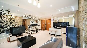 Exclusive 2Br Connected To Mall Apartment At Aryaduta Residence