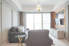 Warm And Elegant 2Br At The Kensington Royal Suites Apartment