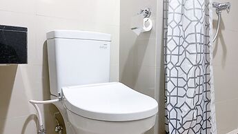 Warm And Elegant 2Br At The Kensington Royal Suites Apartment