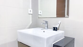 Warm And Elegant 2Br At The Kensington Royal Suites Apartment