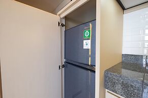 Simply Modern And Classic 2Br At Transpark Cibubur Apartment