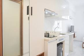 Good Deal And Comfy Studio Sky House Alam Sutera Apartment