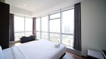 Minimalist With Beautiful View 2Br At Grand Sungkono Lagoon Apartment