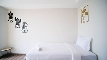 Minimalist With Beautiful View 2Br At Grand Sungkono Lagoon Apartment