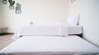 Minimalist With Beautiful View 2Br At Grand Sungkono Lagoon Apartment