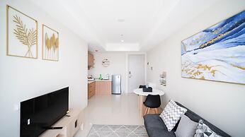 Minimalist With Beautiful View 2Br At Grand Sungkono Lagoon Apartment