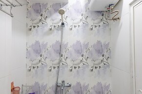 Edgy 2Br Apartment At Gateway Ahmad Yani Cicadas