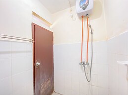 Great Deal Studio At Gateway Ahmad Yani Cicadas Apartment