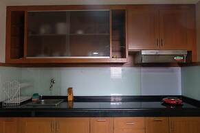 Spacious And Homey 3Br Apartment At Majesty