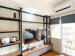 Homey And Simply Look Studio Gateway Park Lrt City Bekasi Apartment