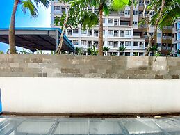 Best Choice And Homey Studio At Gateway Park Lrt City Bekasi Apartment