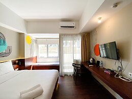 Best Choice And Homey Studio At Gateway Park Lrt City Bekasi Apartment