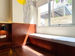 Best Choice And Homey Studio At Gateway Park Lrt City Bekasi Apartment