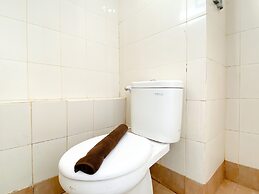 Comfort And Strategic Studio At Bassura City Apartment