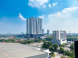 Cozy And Spacious Studio Room Azalea Suites Apartment