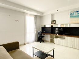 Cozy And Spacious Studio Room Azalea Suites Apartment