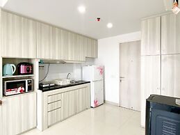 Cozy And Spacious Studio Room Azalea Suites Apartment