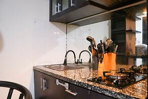 Warm And Homey 2Br At Sentraland Cengkareng Apartment