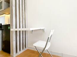 Modern Look And Comfy Studio Patraland Urbano Apartment