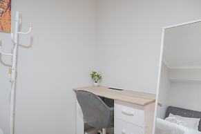 Modern And Restful Studio At Kebagusan City Apartment