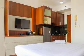 Homey And Comfort Stay Studio Room Maple Park Sunter Apartment