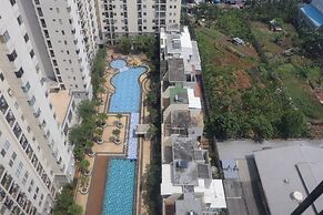 Homey And Comfort Stay Studio Room Maple Park Sunter Apartment