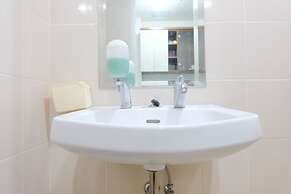 Modern Classic Studio At Apartment Parahyangan Residence