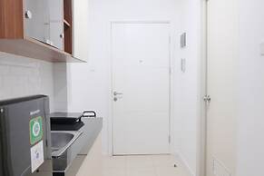 Modern Classic Studio At Apartment Parahyangan Residence