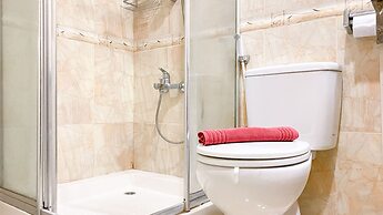 Homey And Comfort Stay 2Br Bellezza Apartment