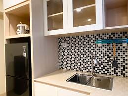 Good Deal And Comfortable 2Br At Meikarta Apartment