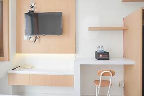 Minimalist And Homey Studio At Daan Mogot City Apartment