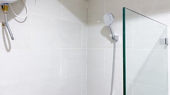 Minimalist And Homey Studio At Daan Mogot City Apartment