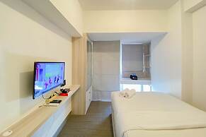 Warm And Homey Studio Tokyo Riverside Pik 2 Apartment