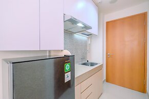 Simply Look Studio At Evenciio Margonda Apartment