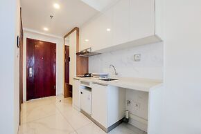 New And Comfy Studio Sky House Alam Sutera Apartment