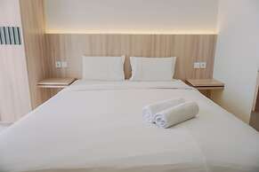Homey And Warm Studio Amazana Serpong Apartment