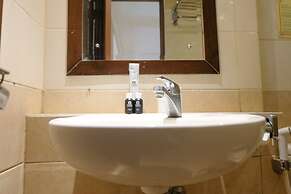 Modern Studio At Apartment Grand Setiabudi