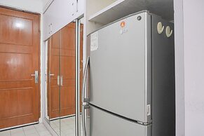 Simple And Comfy 1Br Permata Eksekutif Apartment