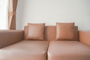 Homey And Warm 1Br Belmont Residence Puri Apartment