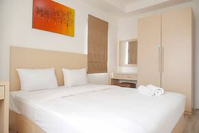 Homey And Warm 1Br Belmont Residence Puri Apartment