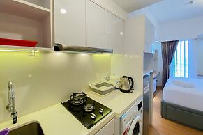Best And Comfy Studio Tokyo Riverside Pik 2 Apartment