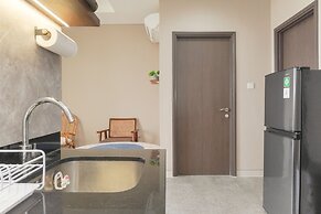 Good Deal And Restful 1Br Ciputra International Apartment