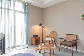 Good Deal And Restful 1Br Ciputra International Apartment