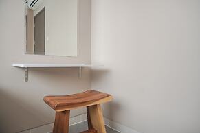 Good Deal And Restful 1Br Ciputra International Apartment